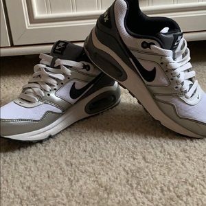 Nike Airmax size 6 (women’s)